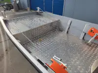 Arbeitsboote zu verkaufen