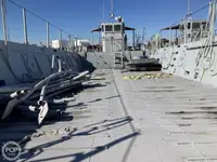 Landungsboot, Tank zu verkaufen