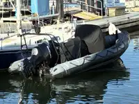 Festrumpfschlauchboot zu verkaufen