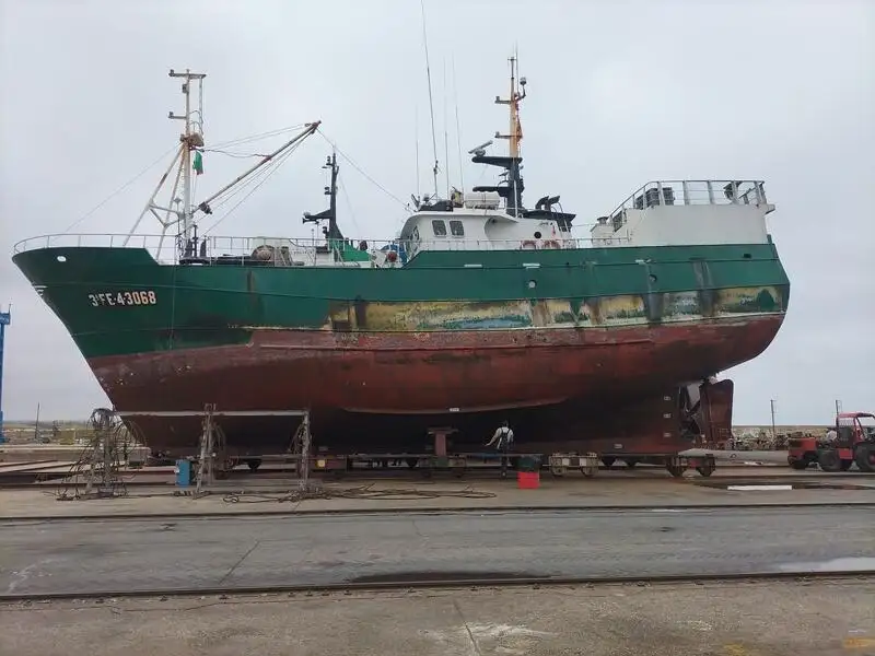 Trawler zu verkaufen