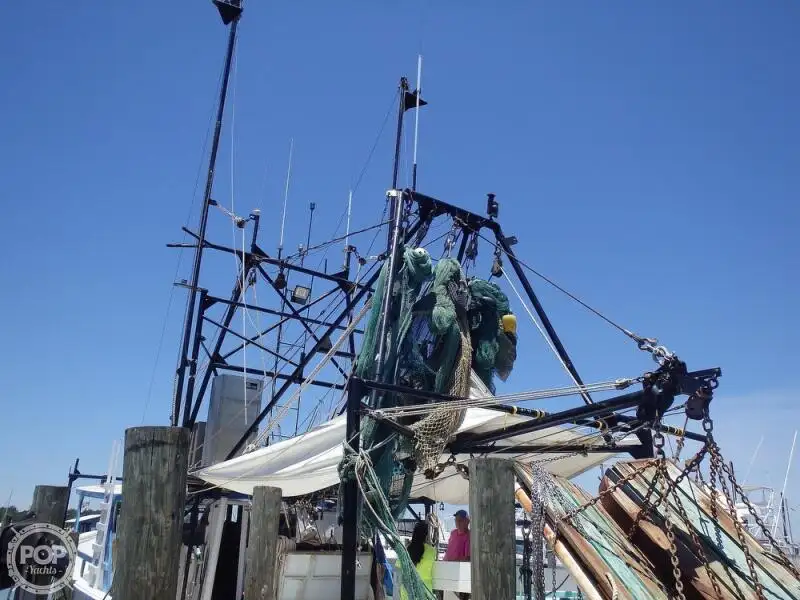 Trawler zu verkaufen