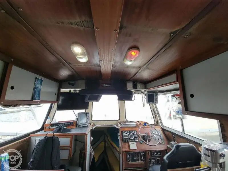 Rettungsboot zu verkaufen