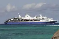 Kreuzfahrtschiff zu verkaufen