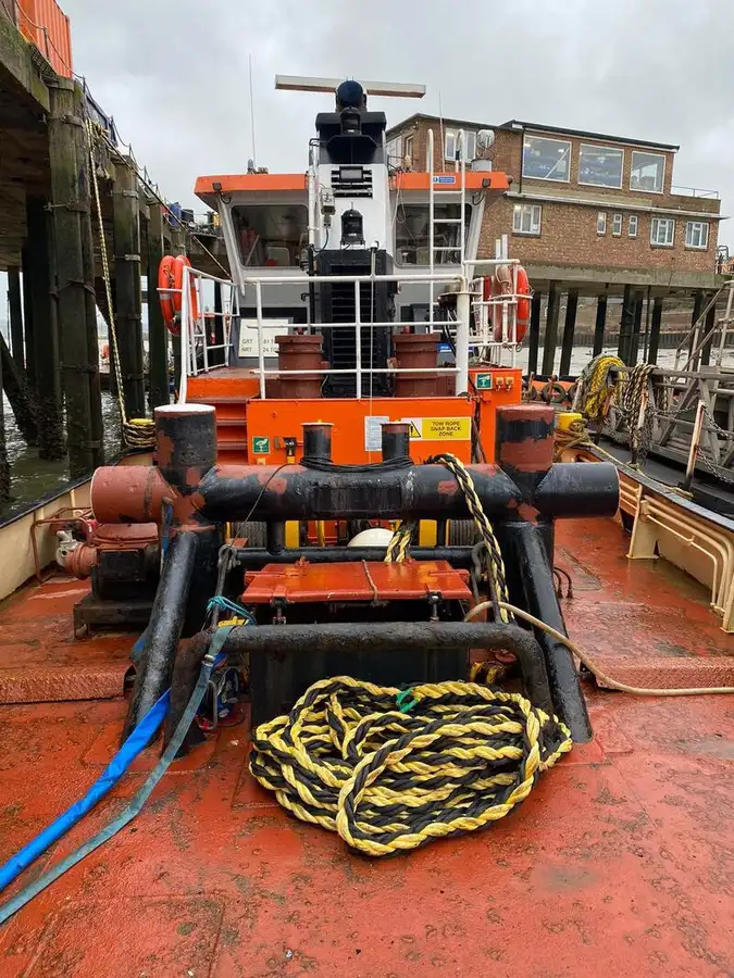 Schleppboot zu verkaufen