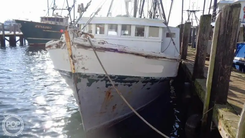 Trawler zu verkaufen