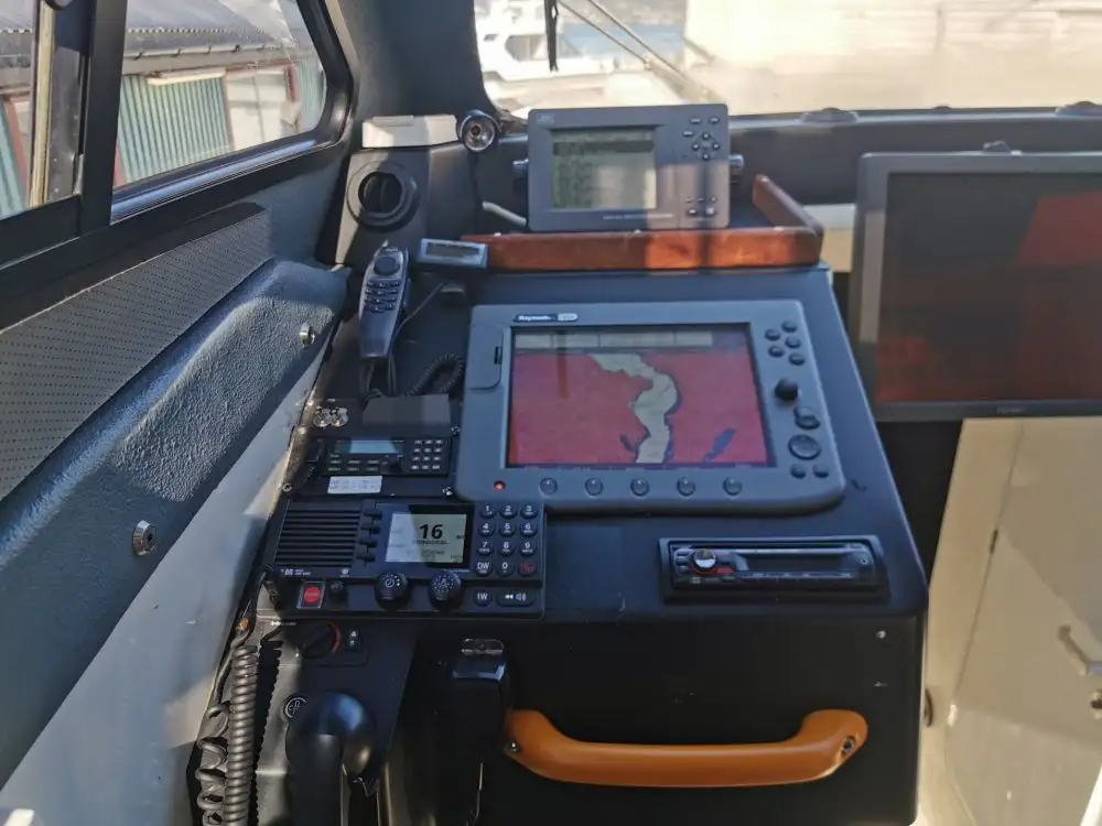Festrumpf-Schlauchboot zu verkaufen
