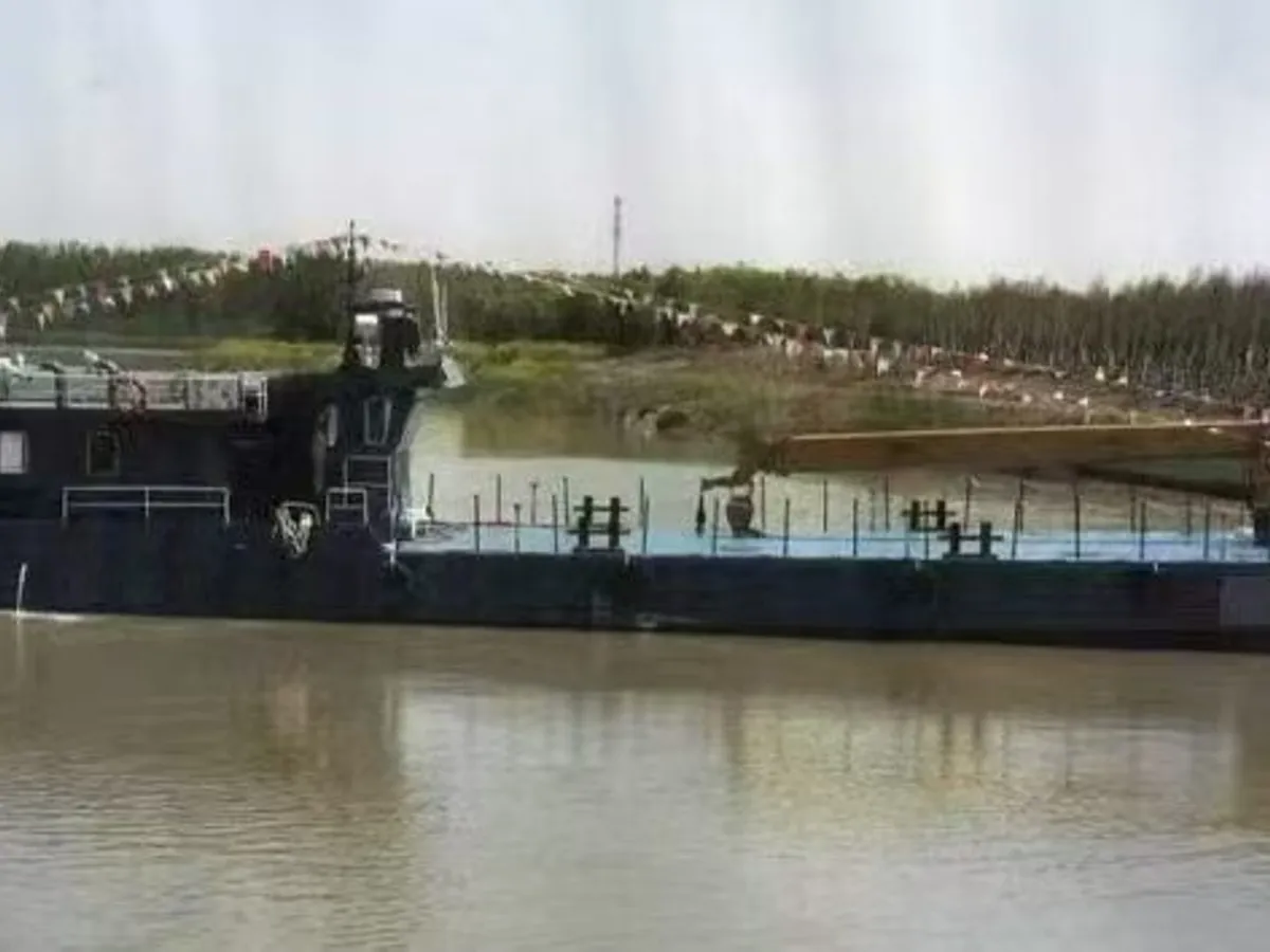 Kranboot zu verkaufen