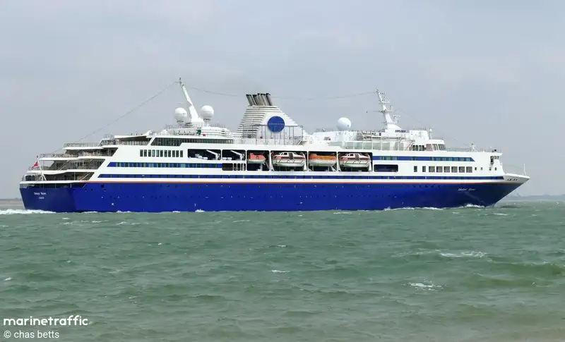 Passagierschiff zu verkaufen