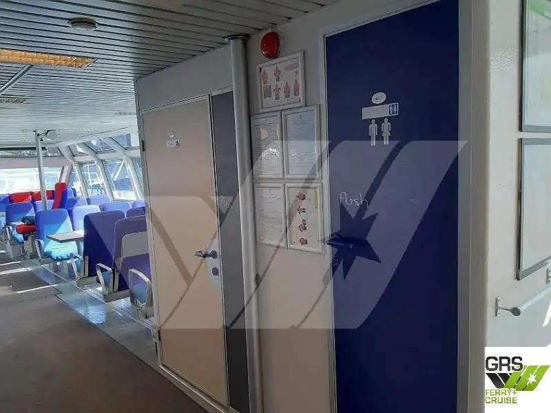 Fährschiff zu verkaufen