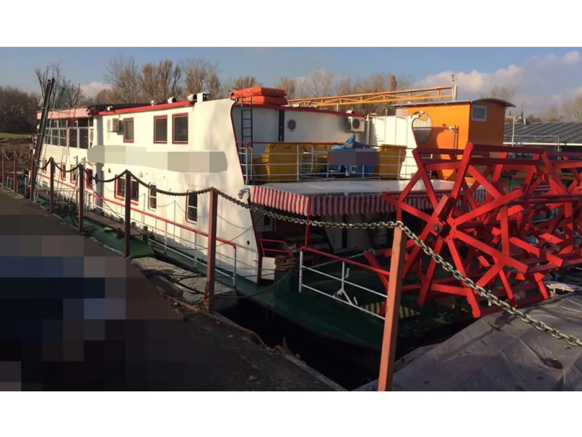 Containerschiff zu verkaufen