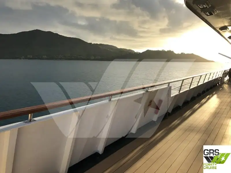 Kreuzfahrtschiff zu verkaufen
