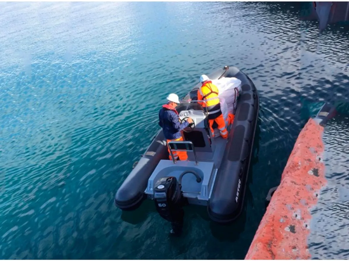 Schleppboot zu verkaufen