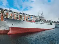 Trawler zu verkaufen