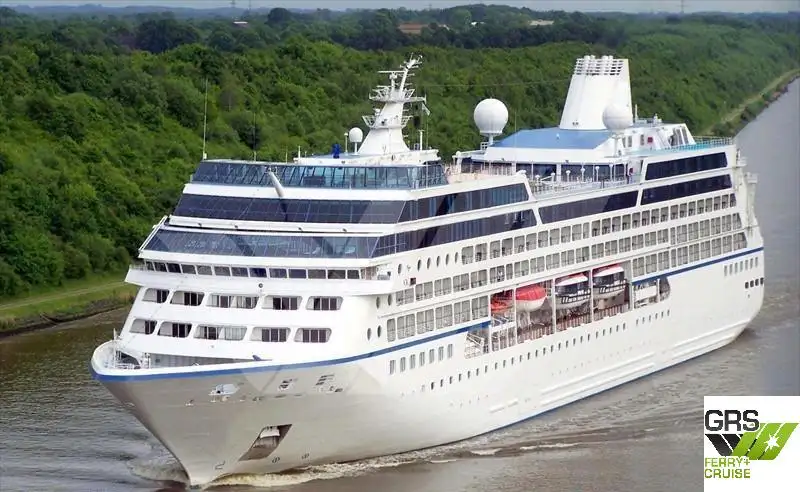 Kreuzfahrtschiff zu verkaufen