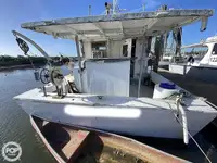 Trawler zu verkaufen