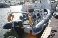 Festrumpfschlauchboot zu verkaufen
