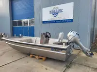 Arbeitsboote zu verkaufen