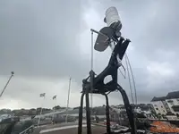 Rettungsboot zu verkaufen