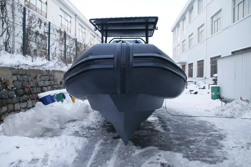 Festrumpf-Schlauchboot zu verkaufen