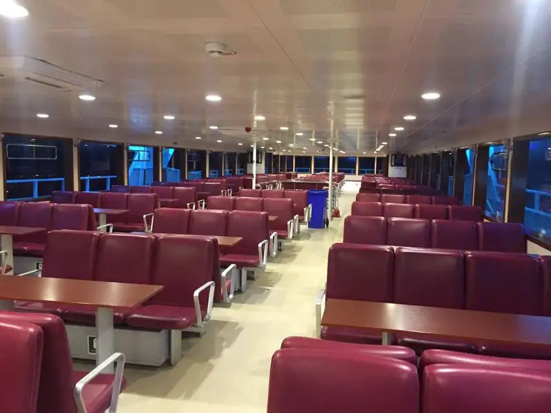 Kreuzfahrtschiff zu verkaufen
