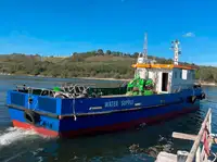 Arbeitsboote zu verkaufen
