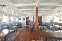 Kreuzfahrtschiff zu verkaufen