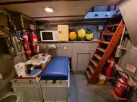 Rettungsboot zu verkaufen