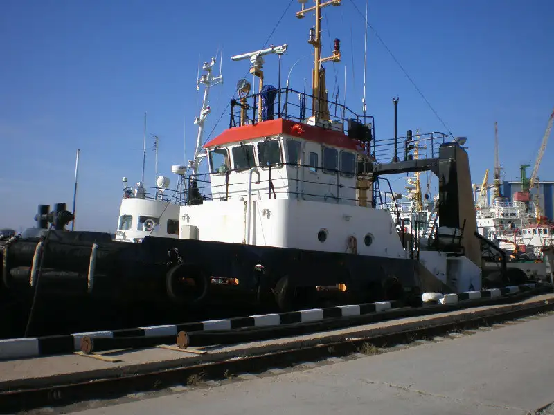 Schleppboot zu verkaufen