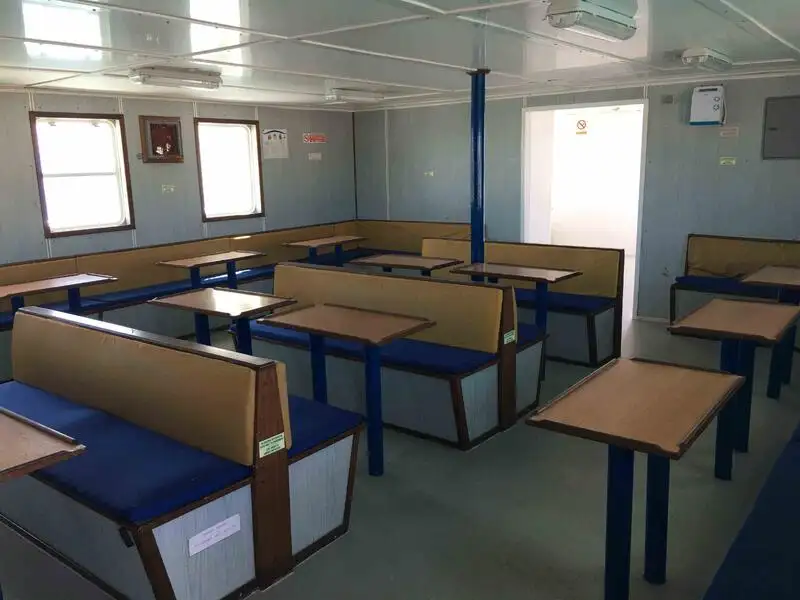 Landungsboot, Tank zu verkaufen