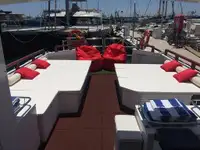 Kreuzfahrtschiff zu verkaufen