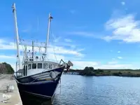 Trawler zu verkaufen