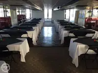 Kreuzfahrtschiff zu verkaufen