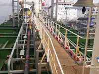 Öl-/Chemikalientanker zu verkaufen