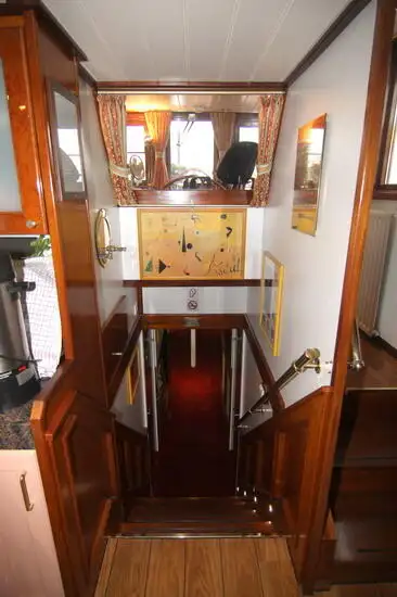 Kreuzfahrtschiff zu verkaufen