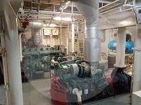 Kranboot zu verkaufen