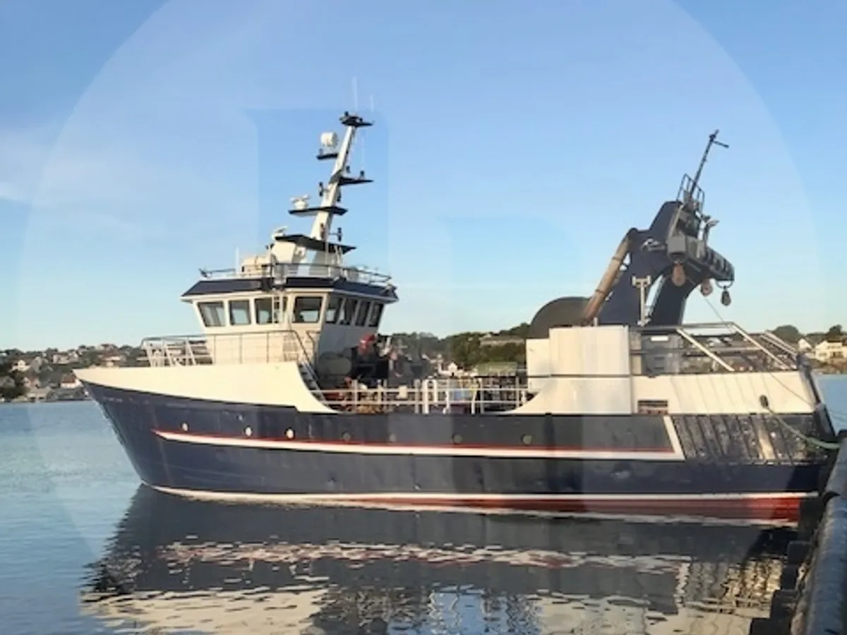 Fischereifahrzeug zu verkaufen