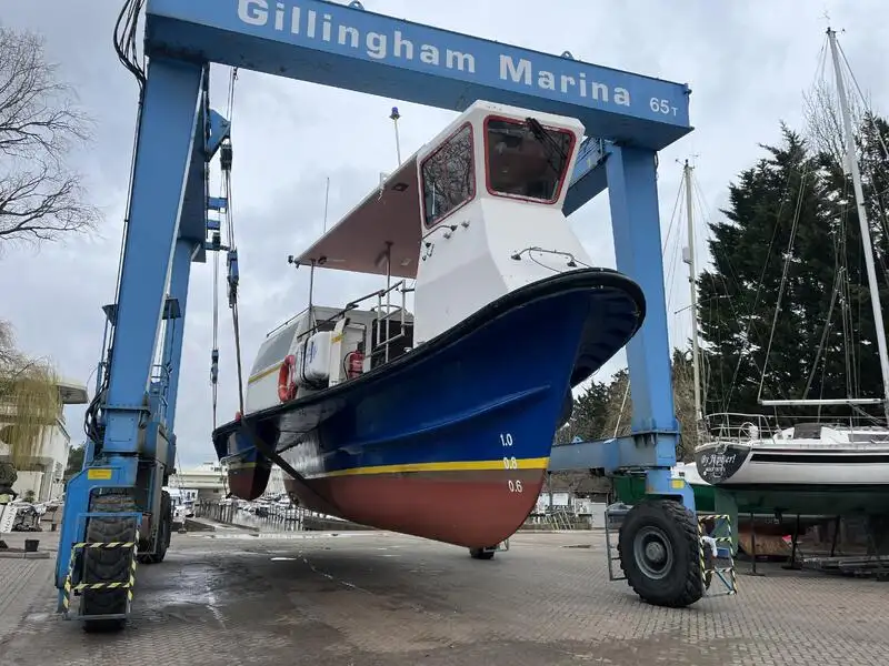 Kreuzfahrtschiff zu verkaufen
