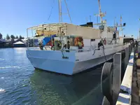 Trawler zu verkaufen