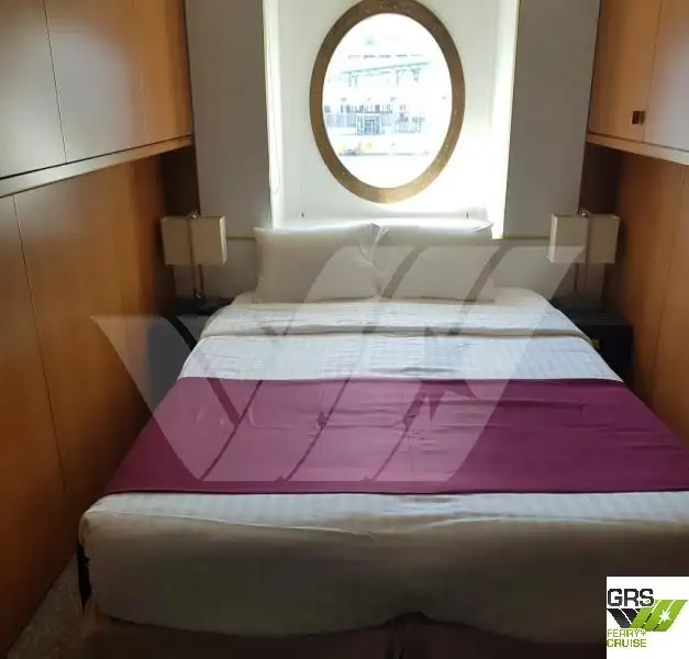 Kreuzfahrtschiff zu verkaufen