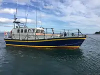 Rettungsboot zu verkaufen