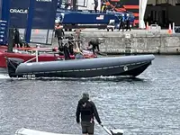 Festrumpf-Schlauchboot zu verkaufen