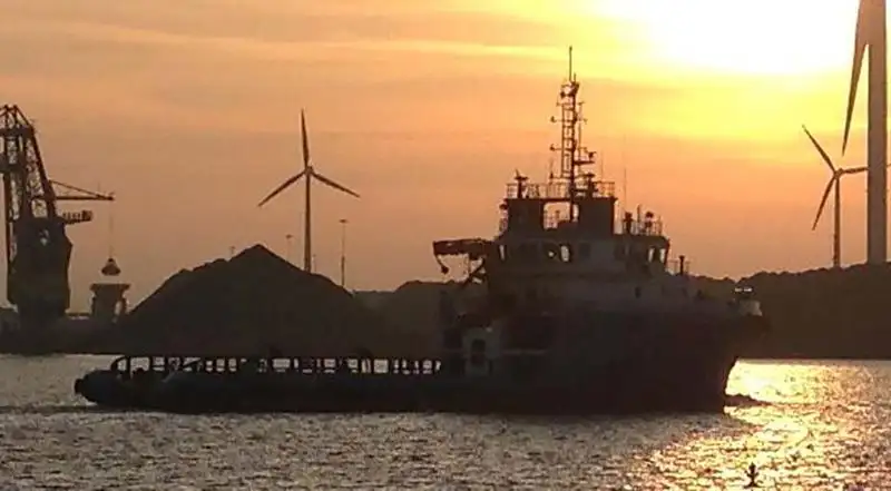 Schleppboot zu verkaufen
