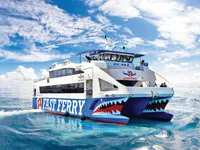 Fährschiff zu verkaufen