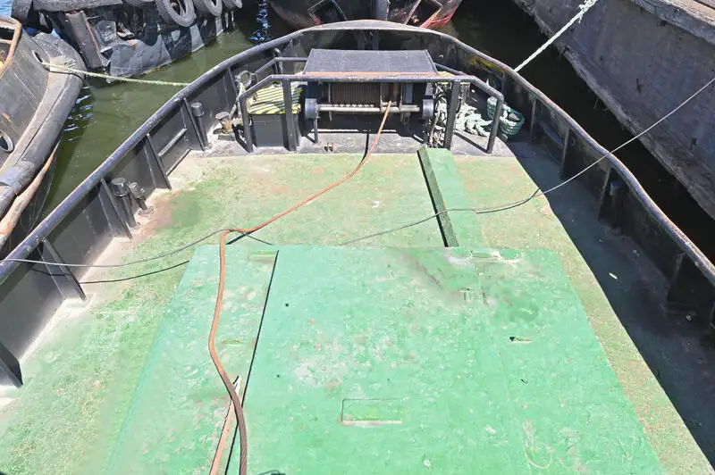 Schleppboot zu verkaufen