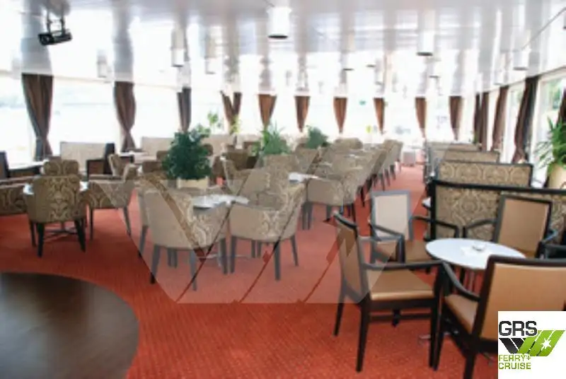 Kreuzfahrtschiff zu verkaufen