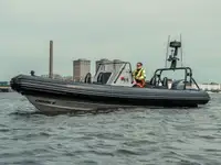 Festrumpf-Schlauchboot zu verkaufen