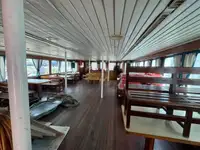 Fährschiff zu verkaufen