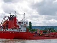 Öl-/Chemikalientanker zu verkaufen