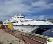 Kreuzfahrtschiff zu verkaufen