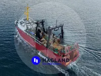 Großes Kühl-Trawlerschiff zu verkaufen